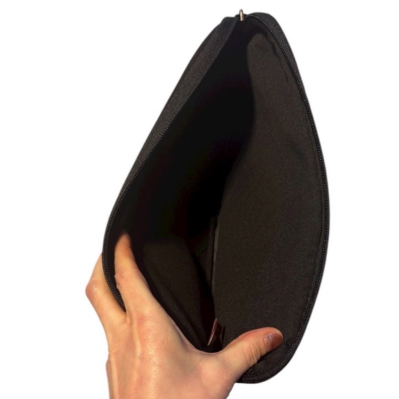 Solo NY Black 11” Laptop Sleeve - Picture 3 of 4